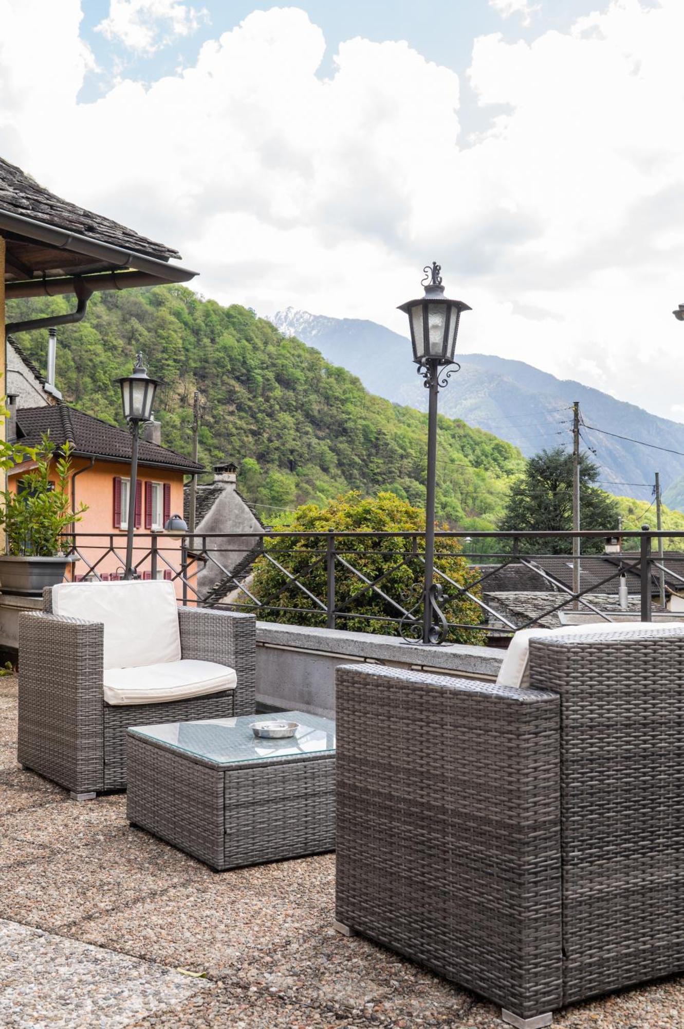 Locanda Poncini Maggia Buitenkant foto